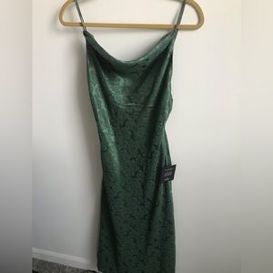 Lulus midi dress. Green. New with tags!